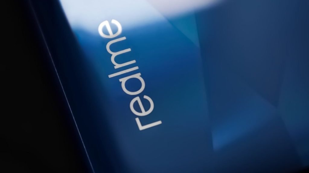 Realme to soon launch its First Foldable Phone, Madhav Sheth Realme to soon launch its First Foldable Phone